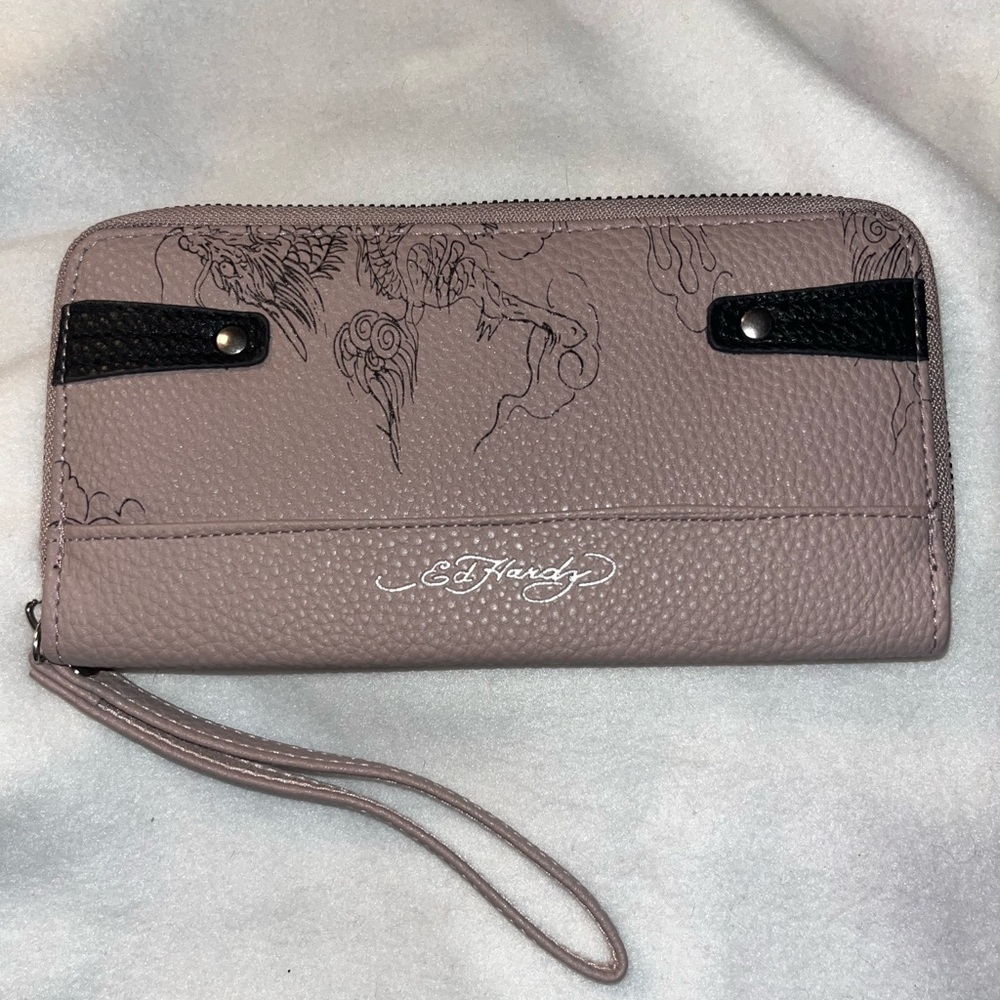 Ed Hardy Women's Taupe and Black Wallet